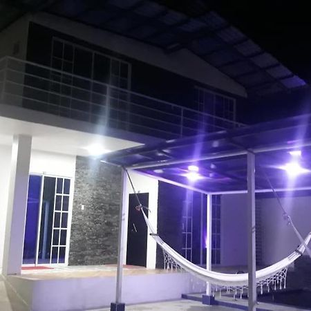 L'Vanna Hotel Pedernales Esterno foto