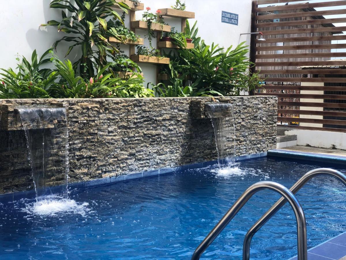 L'Vanna Hotel Pedernales Esterno foto